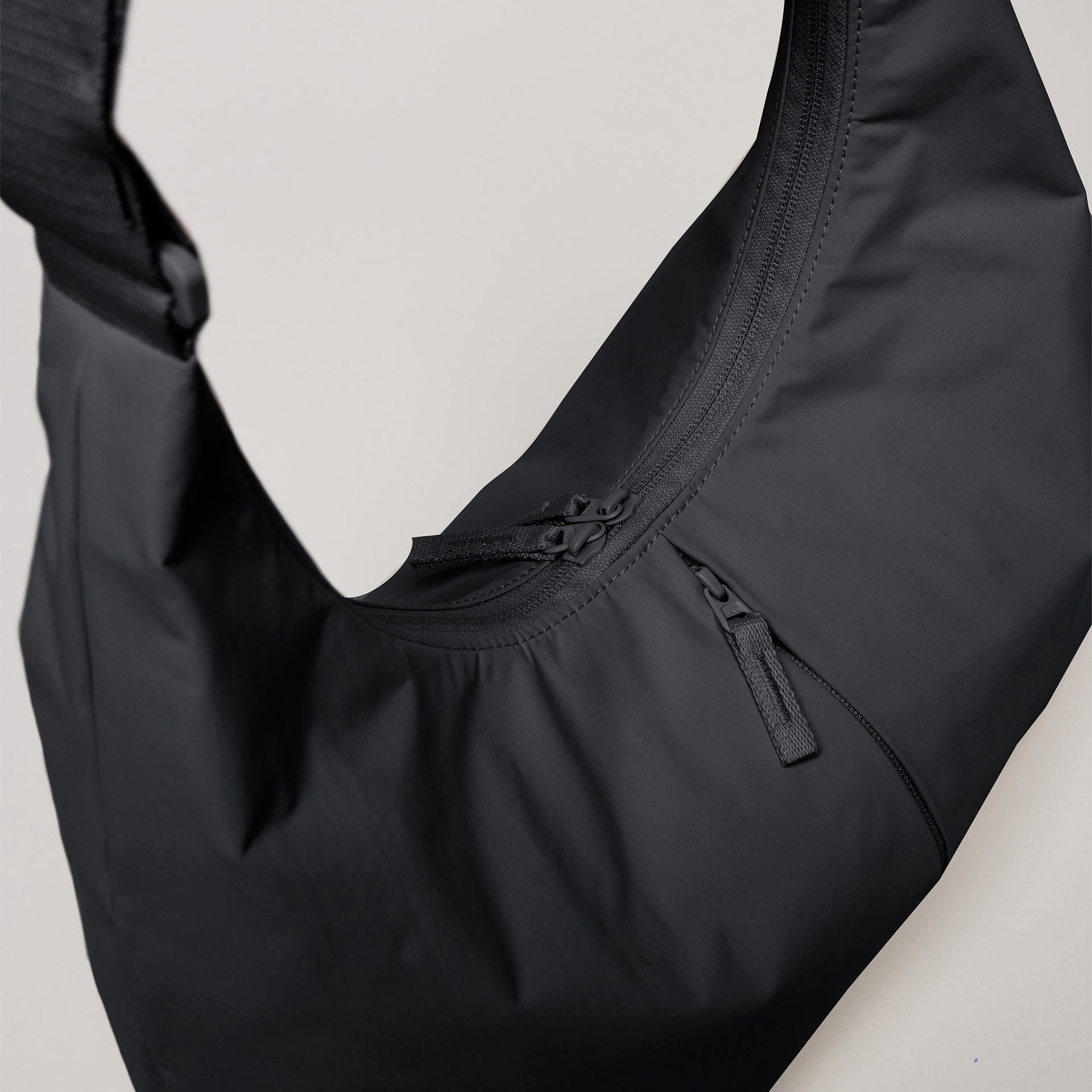 GOT BAG T-SHAPE BAG MINI MONOCHROME - Image 7
