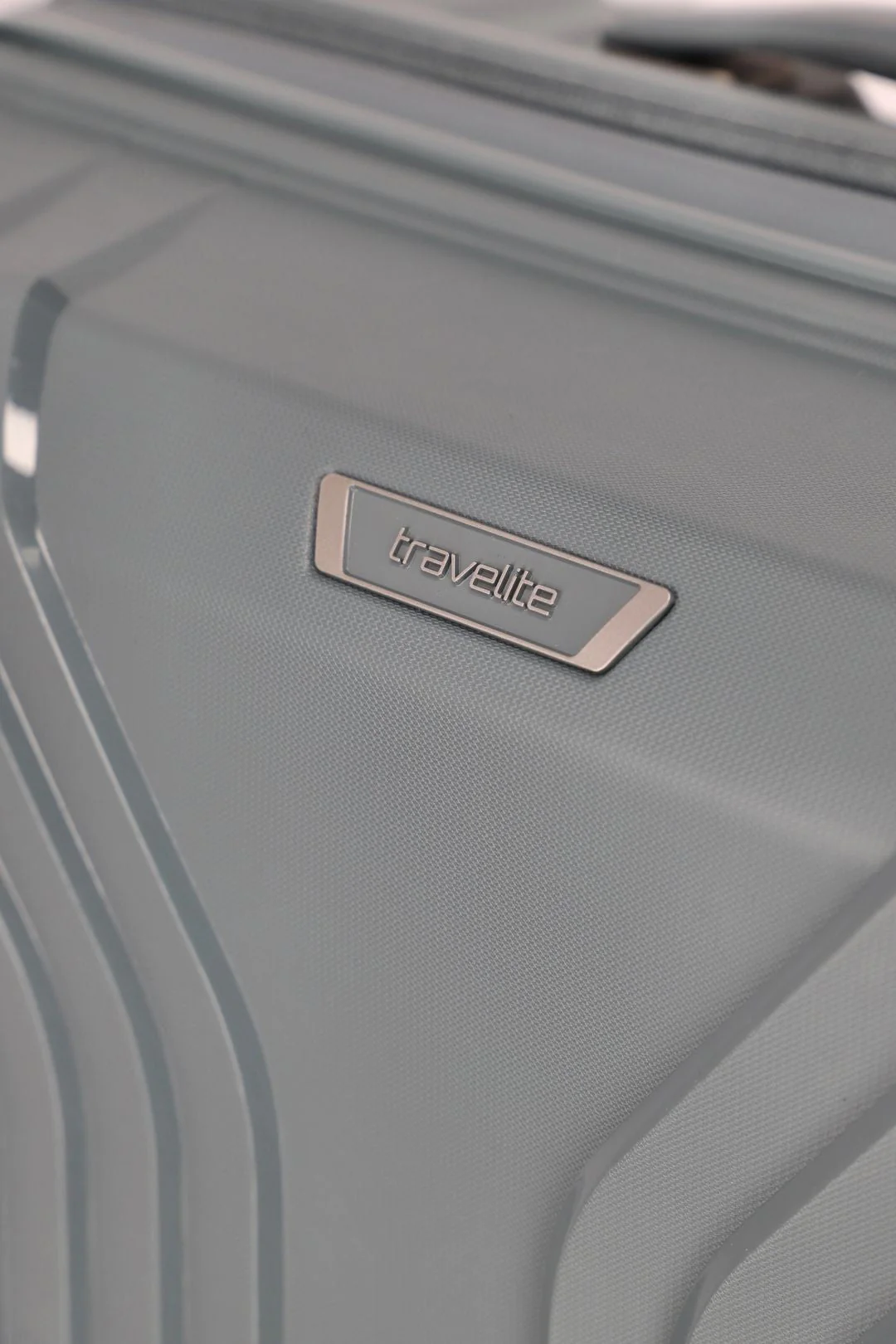 TRAVELITE – MALETA DE CABINA RIGIDA ELVAA 55cm - Image 46