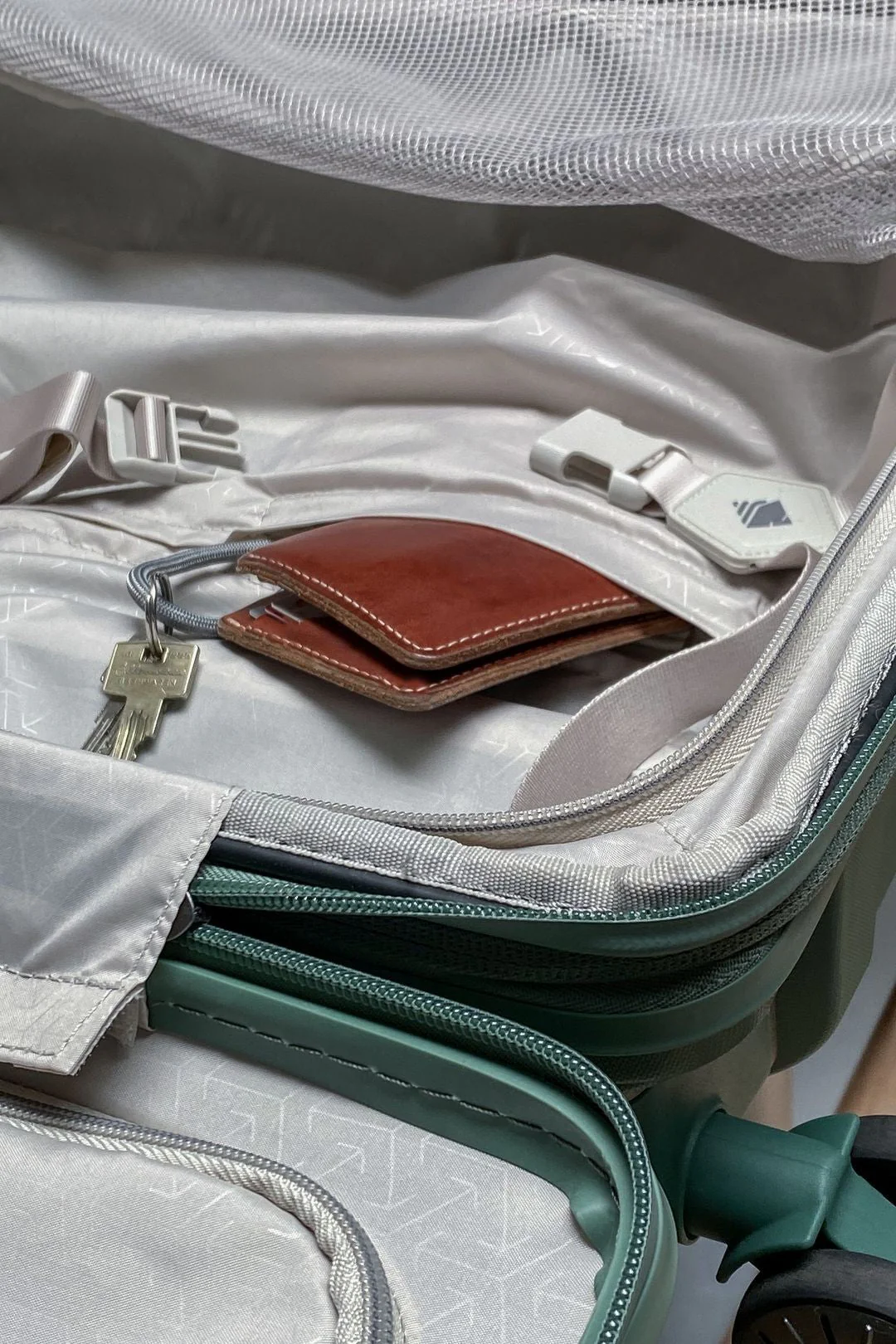 TRAVELITE – MALETA GRANDE RIGIDA ELVAA 77cm - Image 13